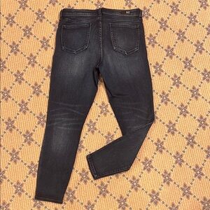 Kut from the Kloth Black Skinny Jeans Sleek Fit
